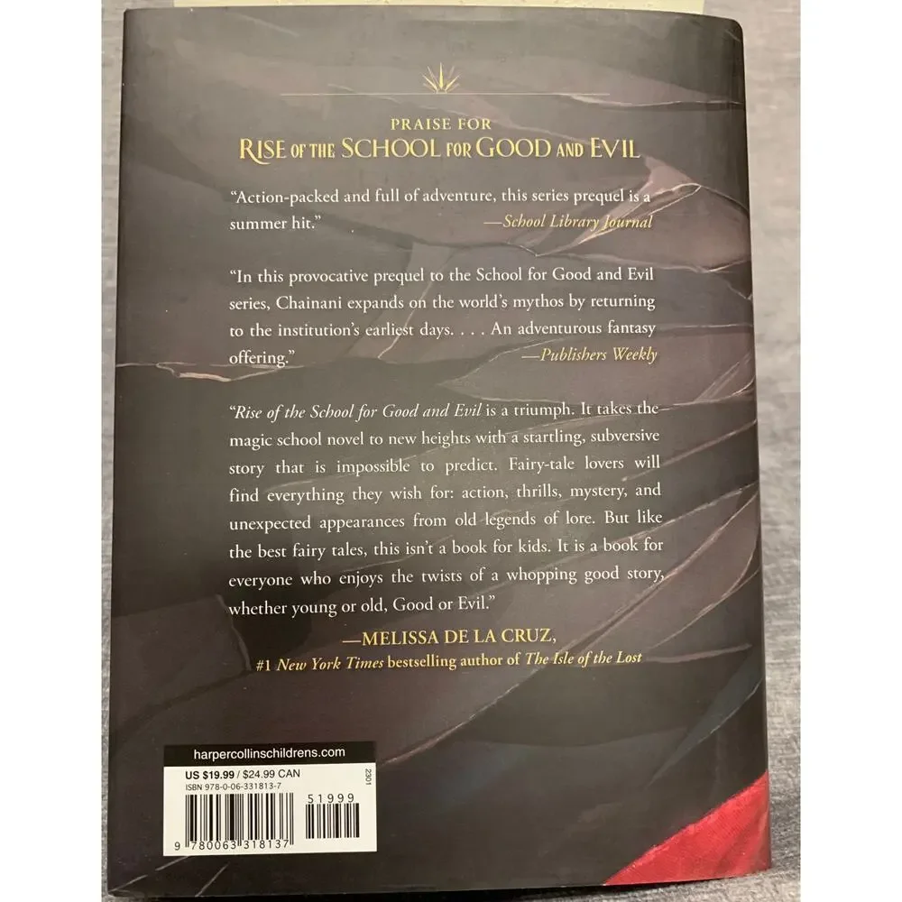 SIGNED  First Edition - Fall of the School For Good and Evil - Soman Chainani